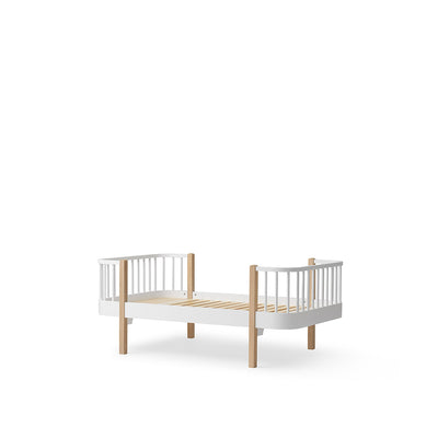 Oliver Furniture, Wood Original , juniorseng - hvid/eg