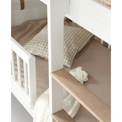 Oliver Furniture, Wood Mini+ halvhøj køjeseng - hvid/eg