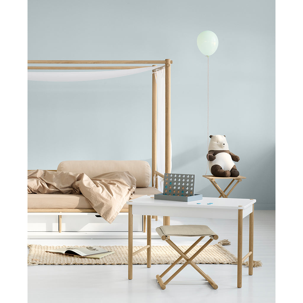 Oliver Furniture, Camp toddler legebord - Hvid / Eg