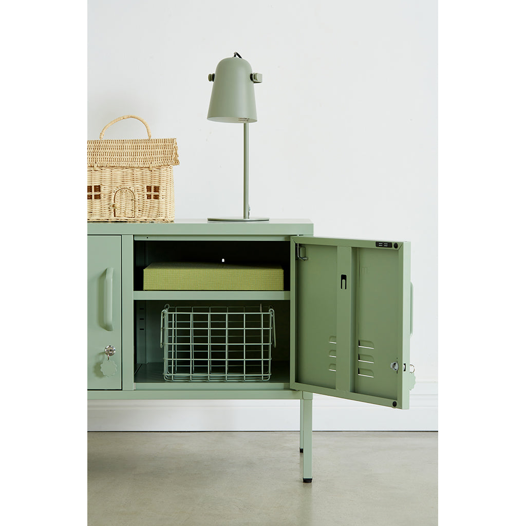 Mustard Made The Standard skab, Sage ORDRE EFTER 11/12-25 BLIVER FØRST LEVERET I JANUAR 26