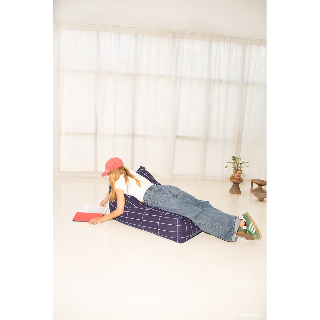 Nobodinoz Vibes long sækkestol, voksen - Navy blue Grid