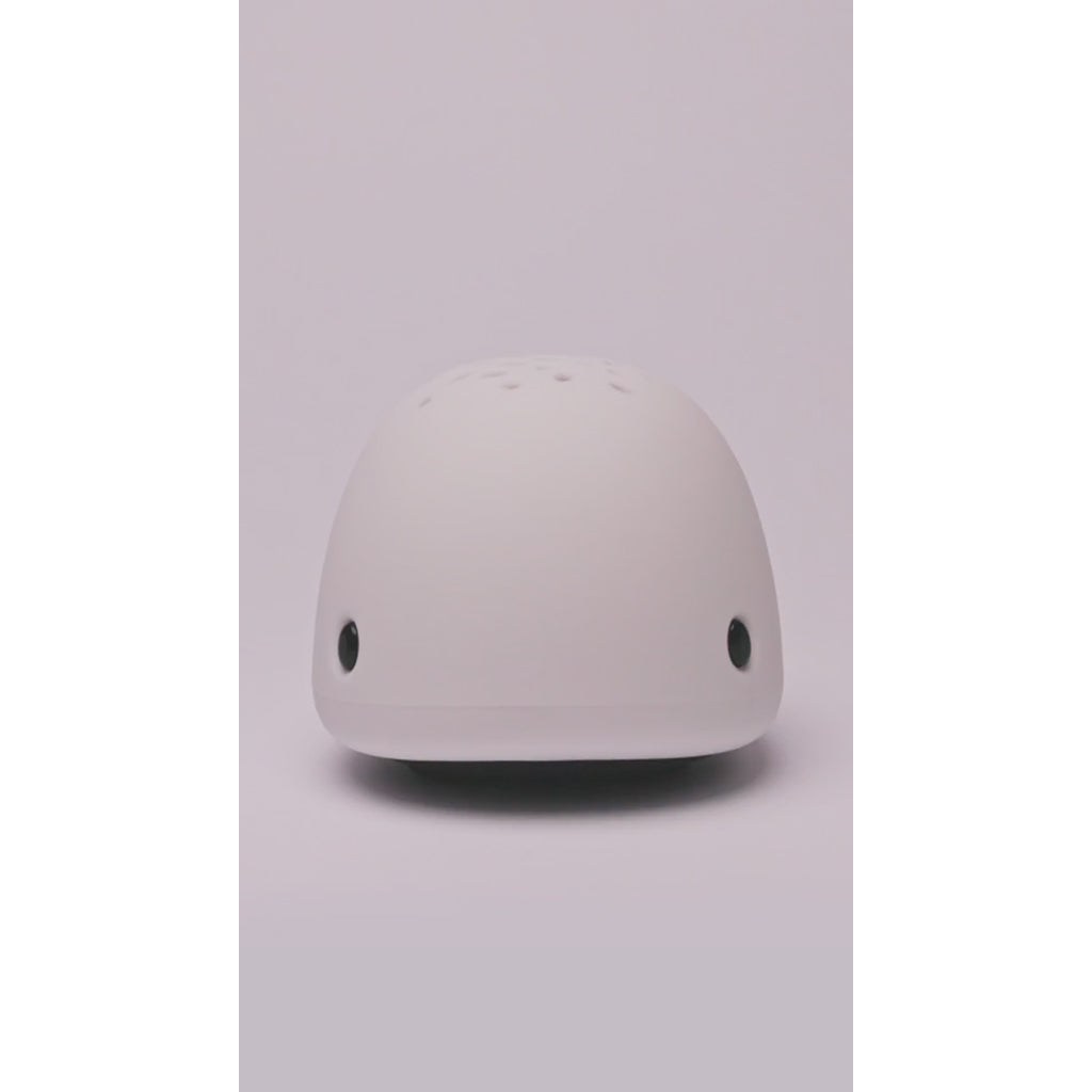 Little L. LED natlampe/projector m fjernbetjening og 7 lysindstillinger - Wilda hval