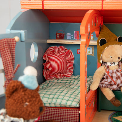 Moulin Roty Husvogn med møbler, Les Minouchkas