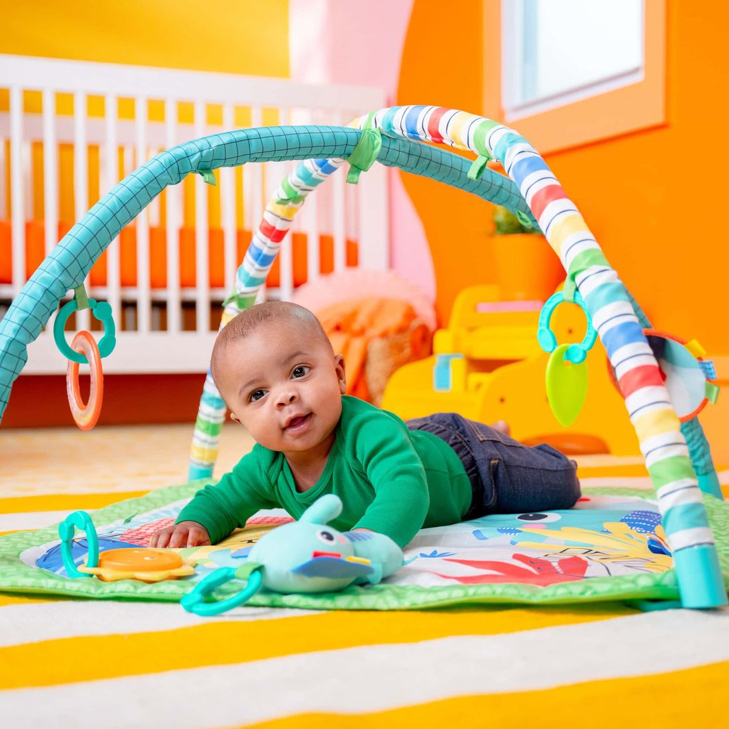 Bright Starts Aktivitetstæppe, Wild Wiggles™ FoldAway™