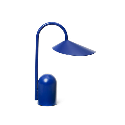 ferm Living Arum bærbar lampe, Bright Blue