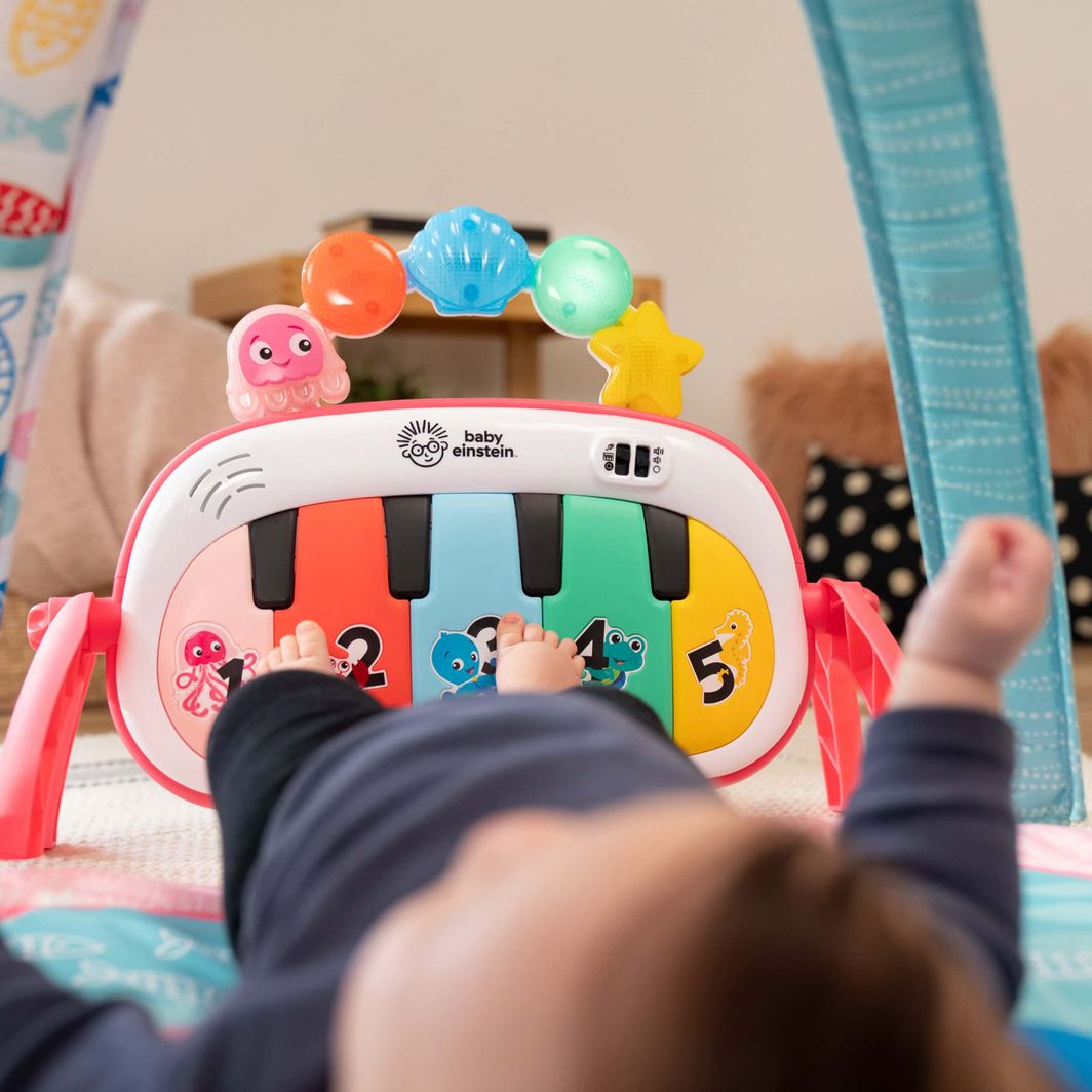 BABY Einstein 4-in-1 Kickin’ Tunes™ Jellyfish Jamboree™ aktivitetstæppe med lyd