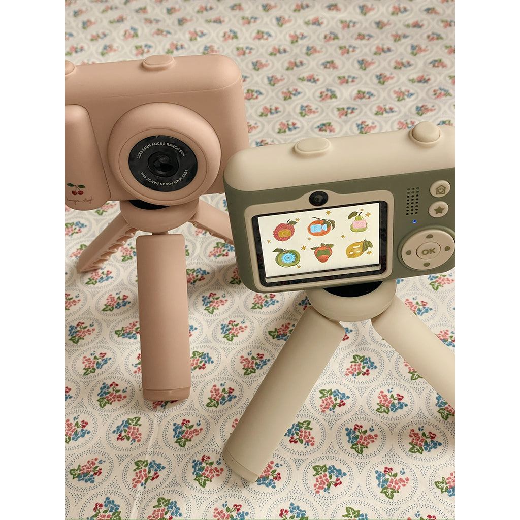 Konges Sløjd, My first camera - Cherry