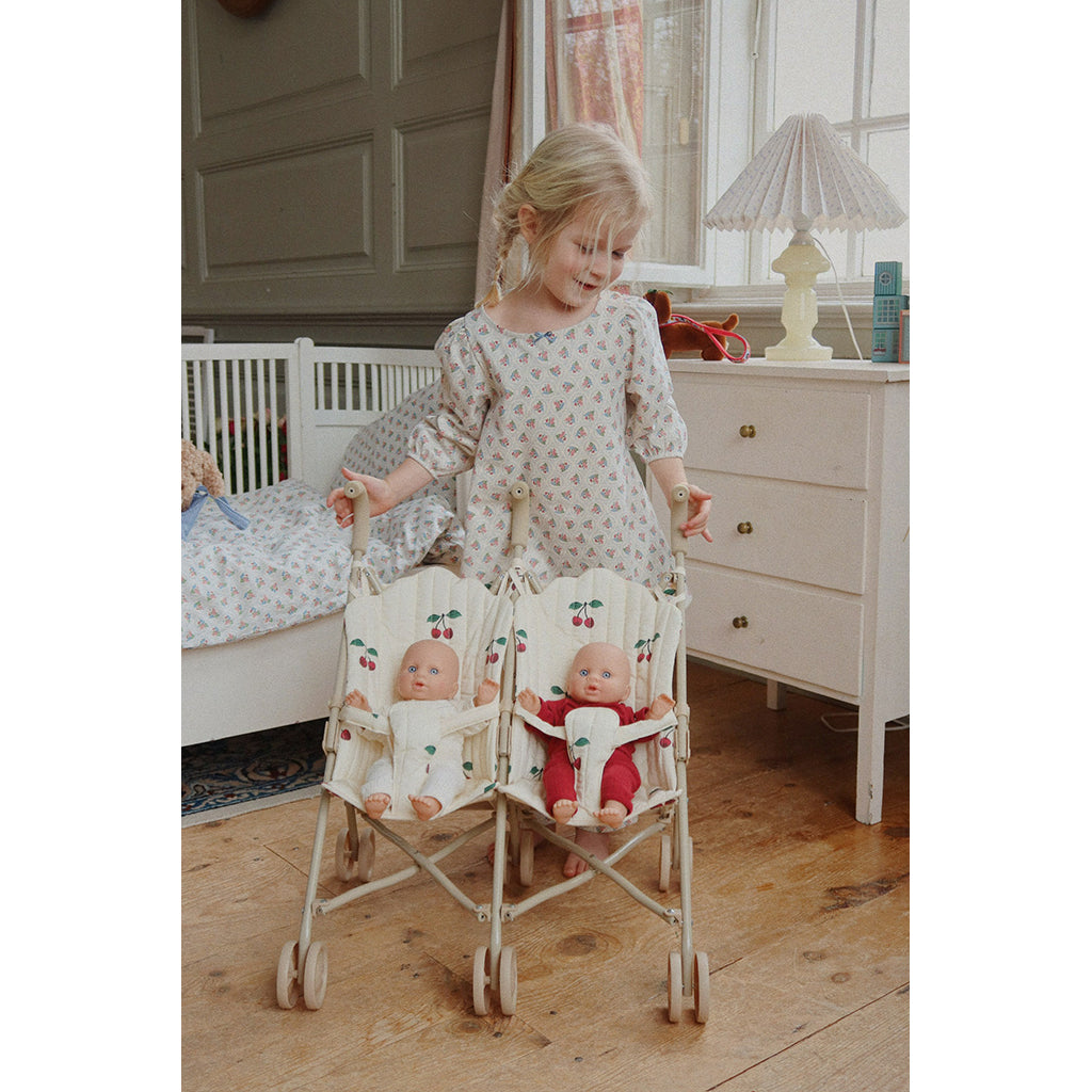 Konges Sløjd Tvillinge dukkeklapvogn, Ma grande cerise