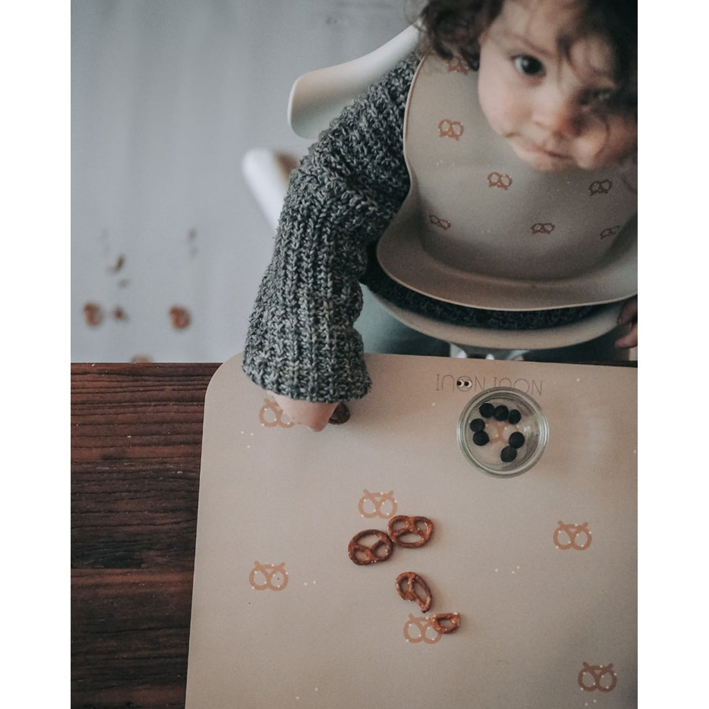 Noui Noui Floor mat, stoleunderlag - Grey powder