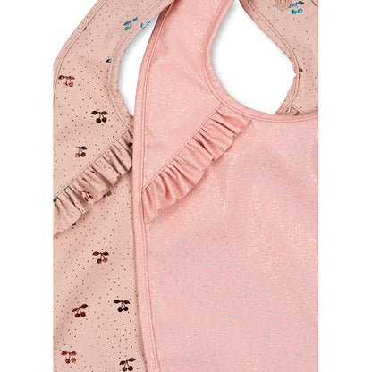 Konges Sløjd hagesmæk m. flæser, 2-pak - Cherry sparkle