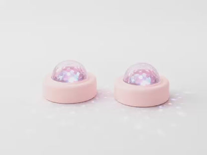 Produktvideo som viser Lalarma Disco Duo - rose i brug
