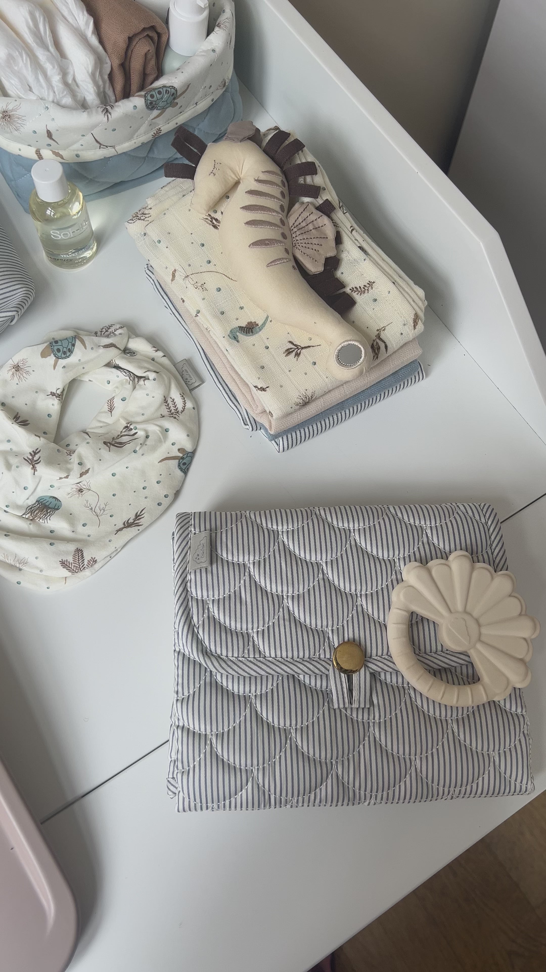 Cam Cam pusleunderlag, Quilet - Classic stripes blue/Praline