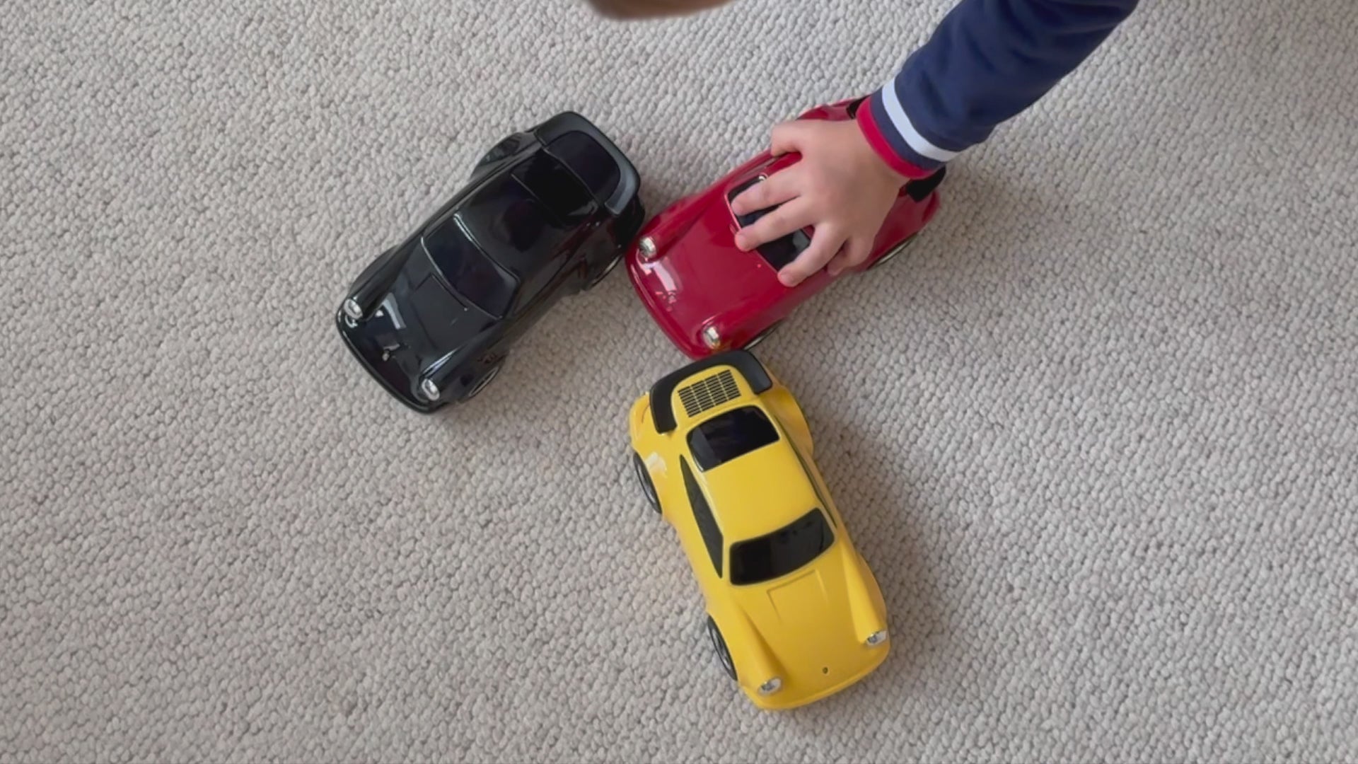 Produktvideo af Baghera legetøjsbiler af model Porche 911