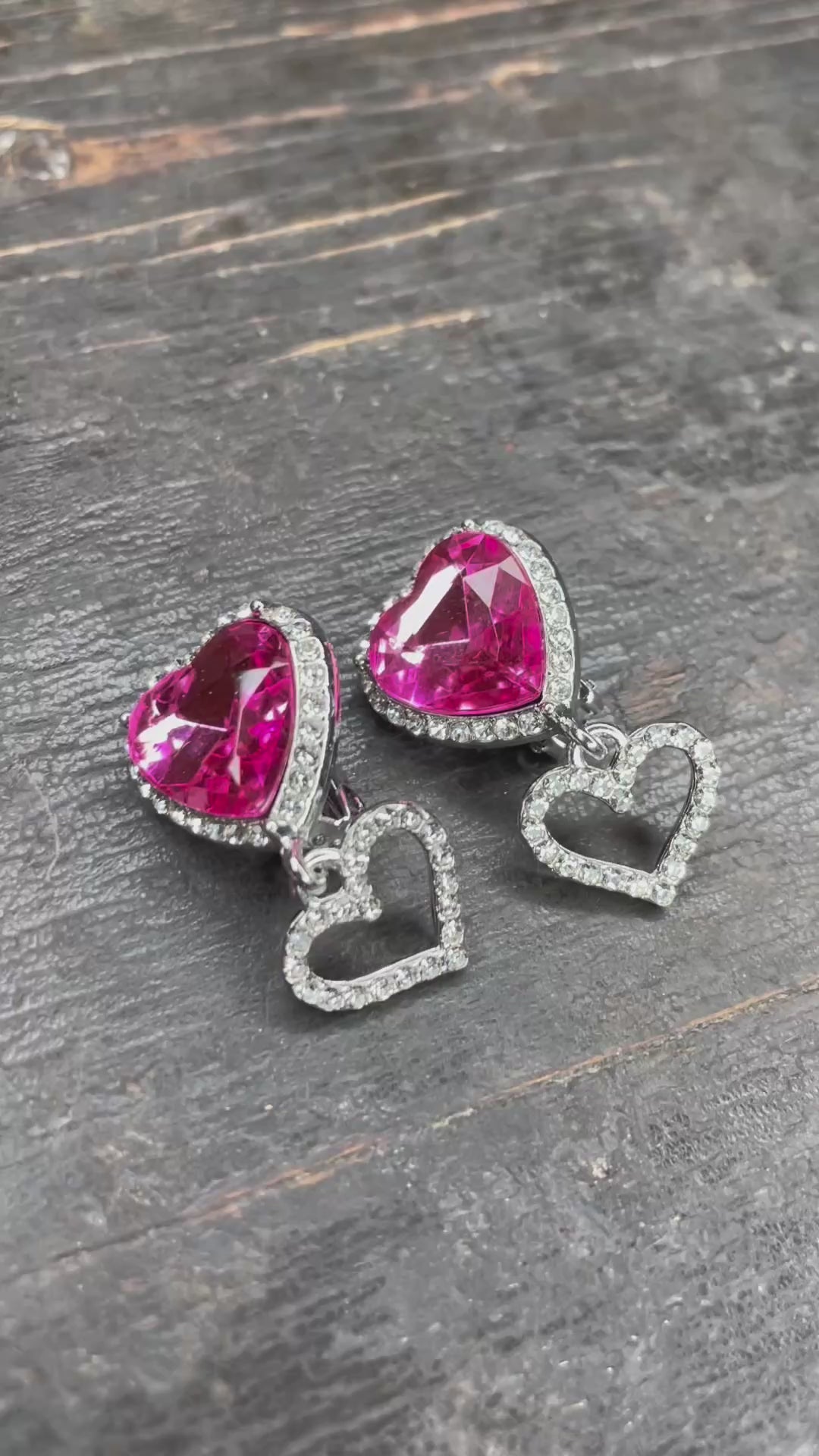 Great Pretenders, Hjerte clip-on øreringe