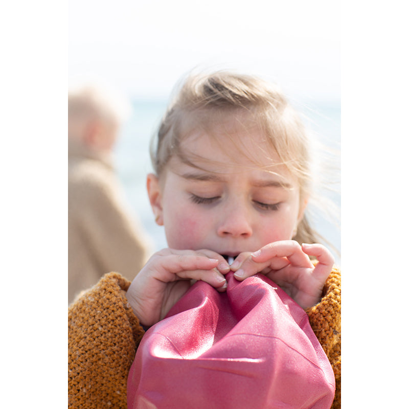 Scrunch-ball, oppustelig blød bold - Cherry red