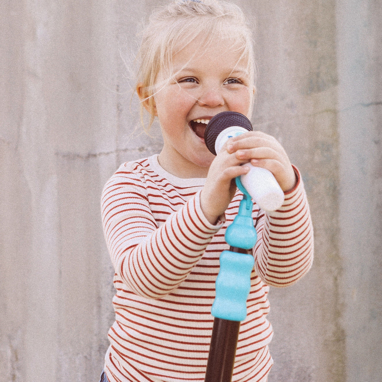 B Toys Mikrofon m. holder og lysshow