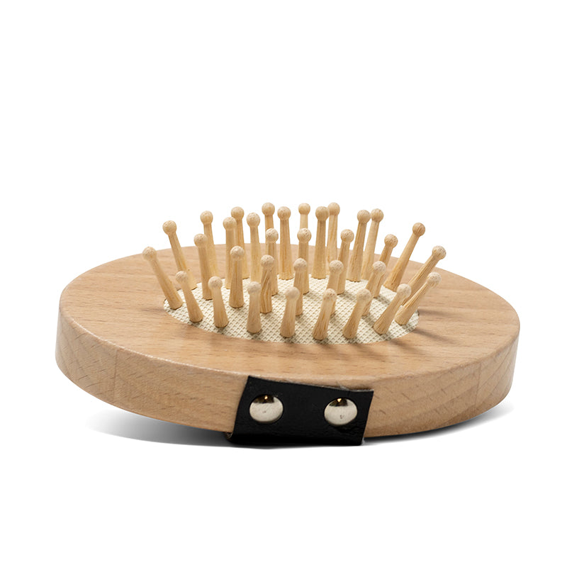 By Astrup Plejesæt i træ til kæphest, 8 dele