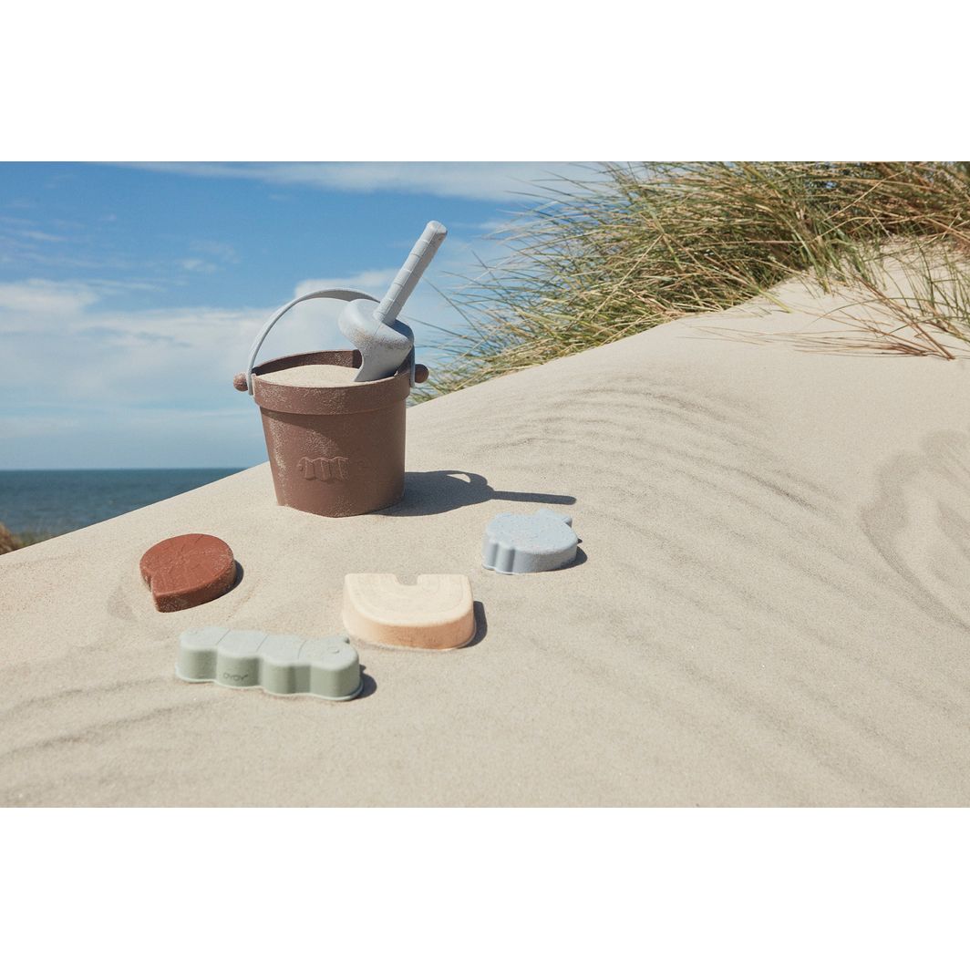 OYOY Leo Strandsæt, Choko