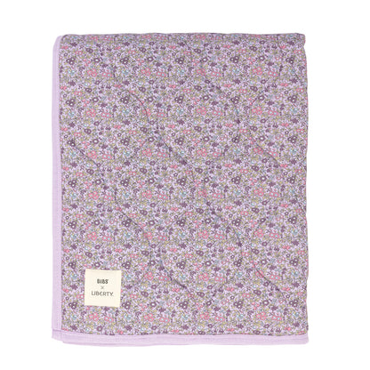 BIBS x Liberty quiltet babytæppe - Chamomile Lawn Violet Sky 942612291