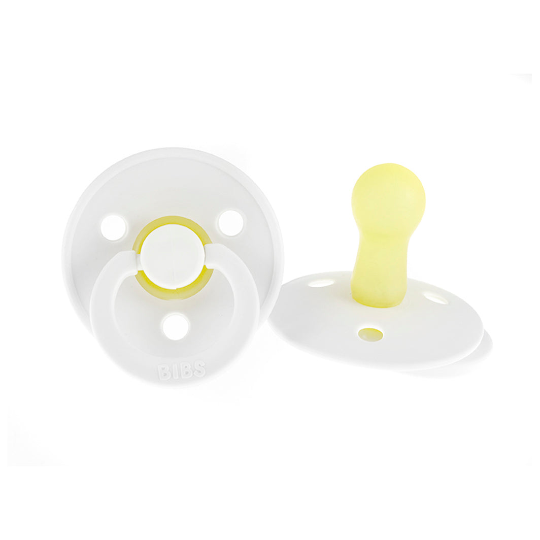 Bibs sut i naturgummi, str. 2 - white