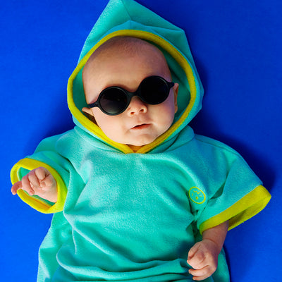 Solbriller til baby og | Køb dem hos Lirum Larum Leg - Lirum Larum Leg
