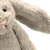 Jellycat Bamse, Bashful kanin, beige - 18 cm. Zoomet ind på ansigt og øret.
