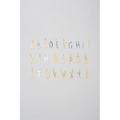 Design Letters smykkevedhæng, 16mm mat sølv bogstav - A-Z