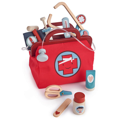 Tender Leaf, Lægetaske