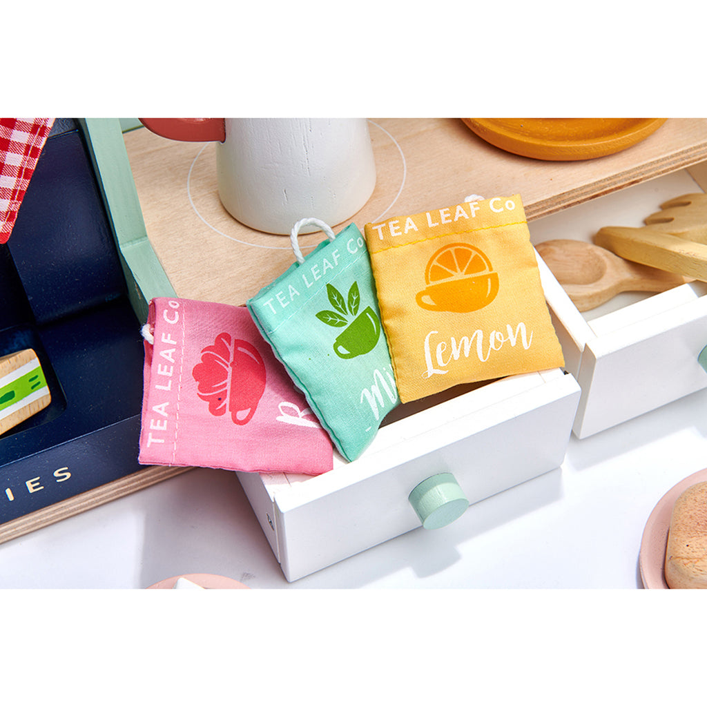 Tender Leaf, Legemad i træ - Cafesæt