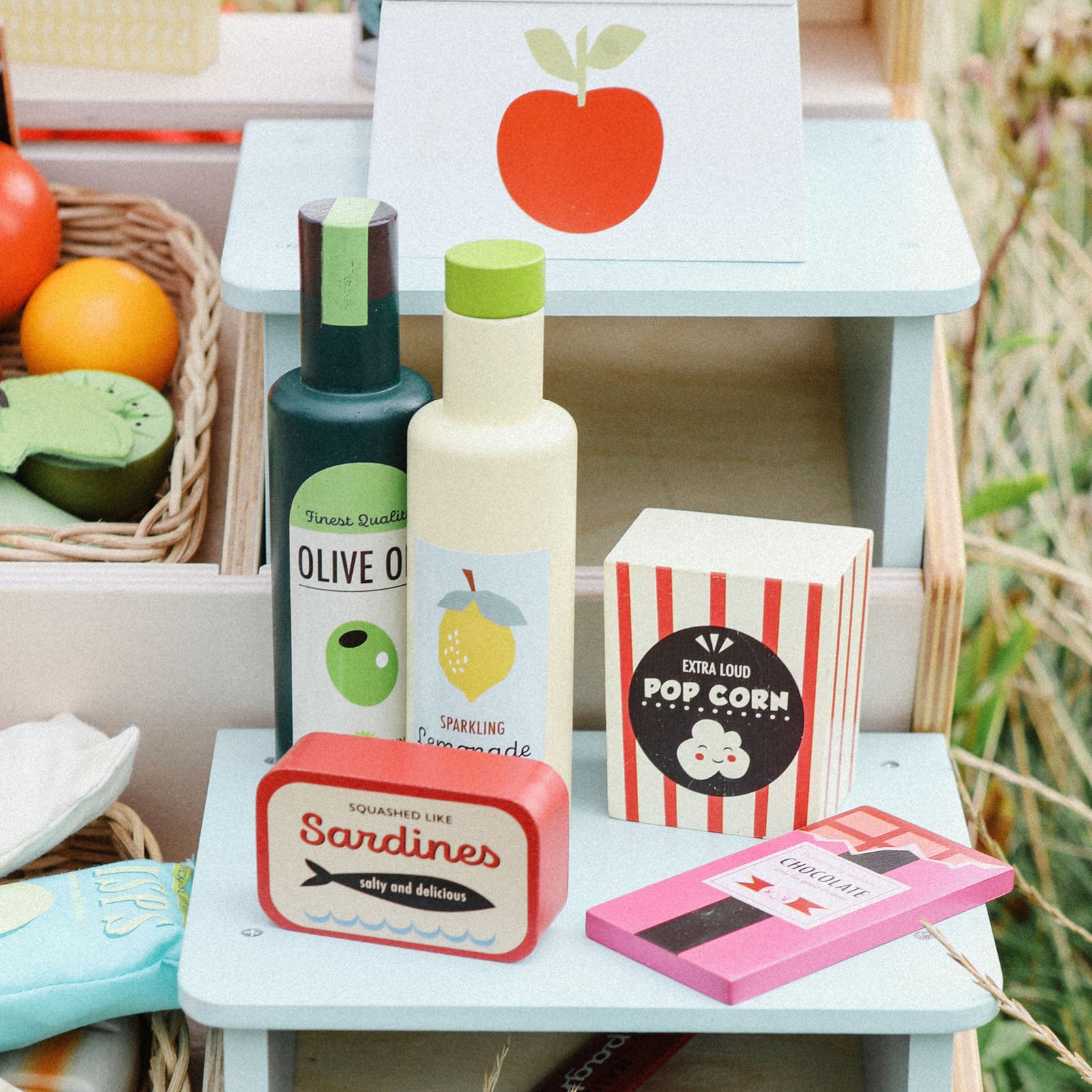 Tender Leaf, Legemad i træ - Købmandsvarer