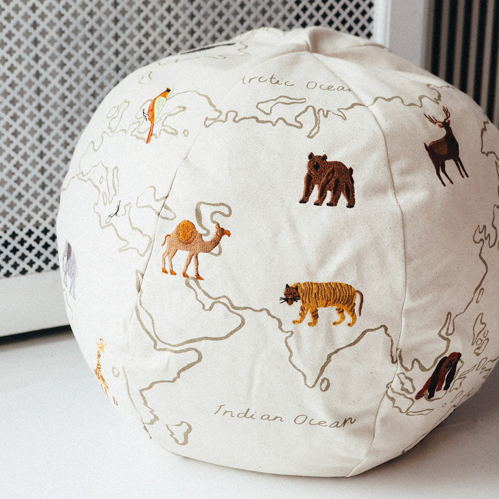 ferm Living puf, World - off-white